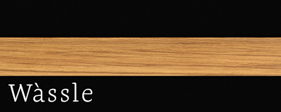 Luminaires noir et bois